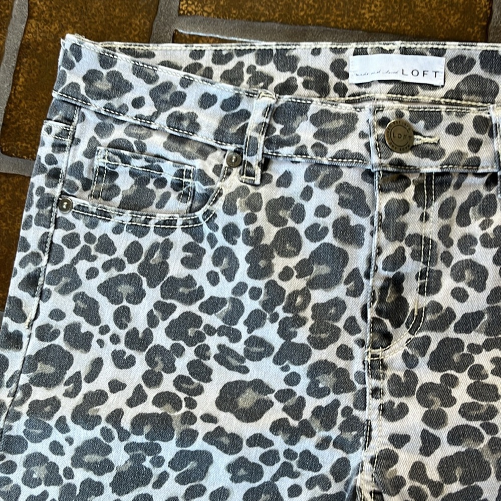 LOFT Gray Leopard Print High Rise Modern Skinny Jean - Picture 7 of 15